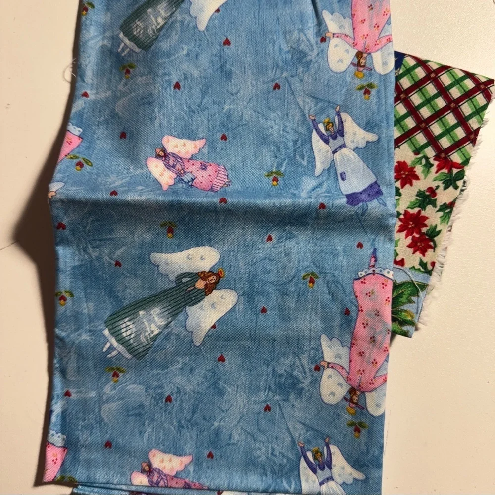 8 fat quarters Festive Holiday cotton Fabric Bundle #24